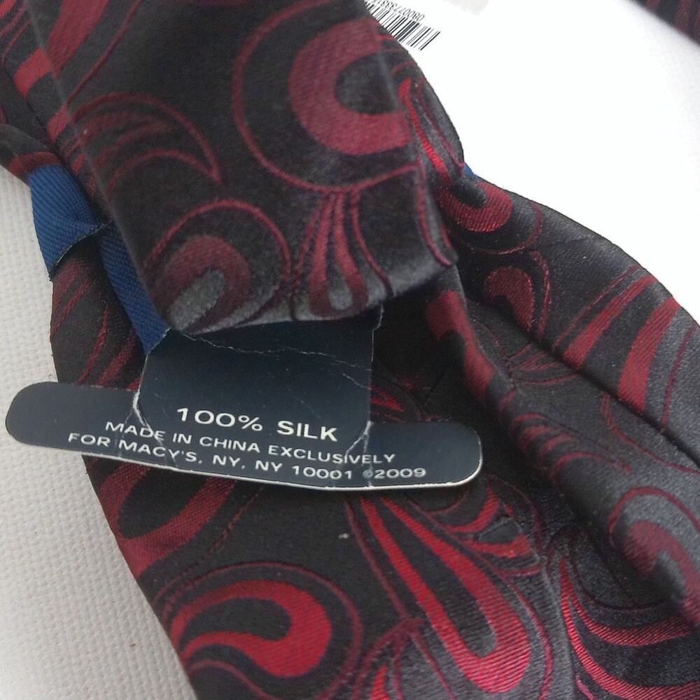 Vintage John Ashford Macys Black Red Silk Paisley Tie New - Picture 6 of 7